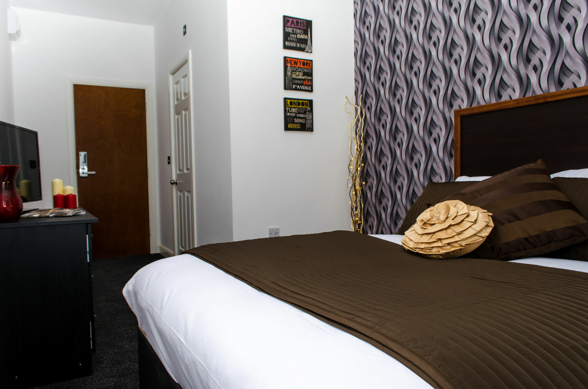 Hotel Imperial Salford 3*
